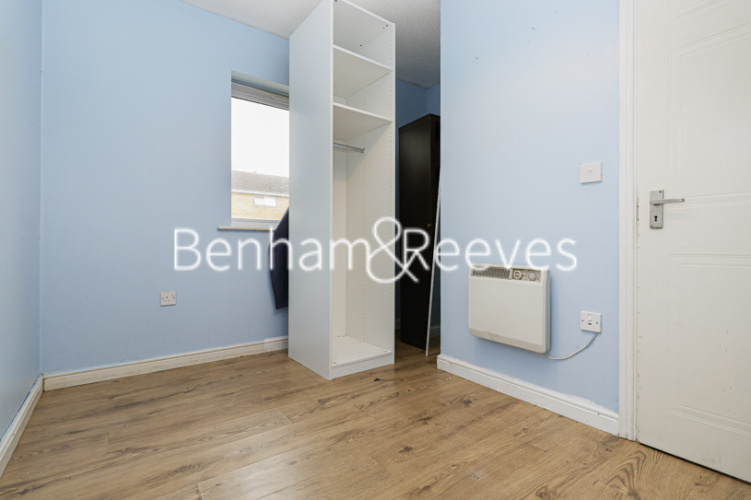 2  bedrooms flat to rent in Pier Way, Woolwich, SE28-image 14