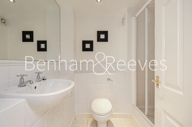 4  bedrooms flat to rent in Shooters Hills, Elizabeth Fry Place, SE18-image 9