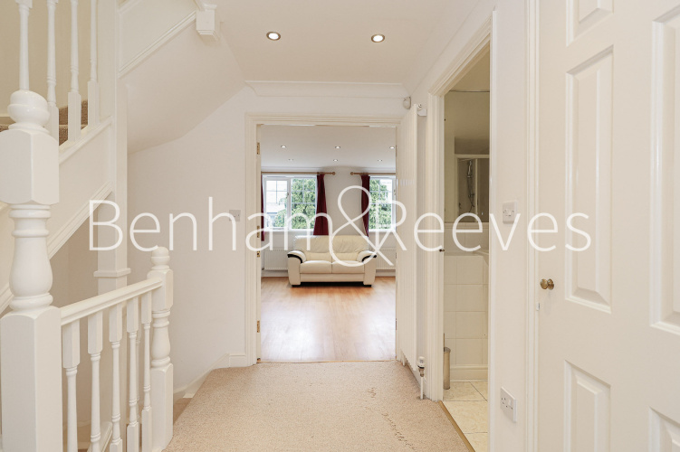 4  bedrooms flat to rent in Shooters Hills, Elizabeth Fry Place, SE18-image 22