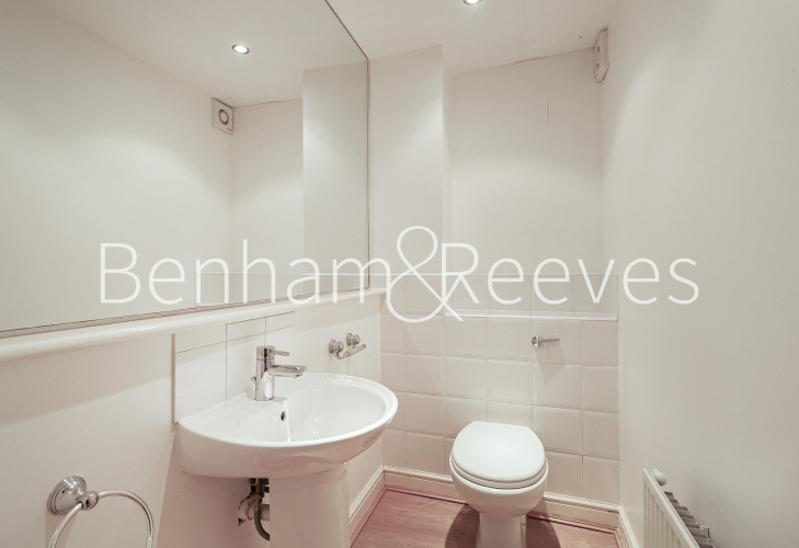 4  bedrooms flat to rent in Shooters Hills, Elizabeth Fry Place, SE18-image 23