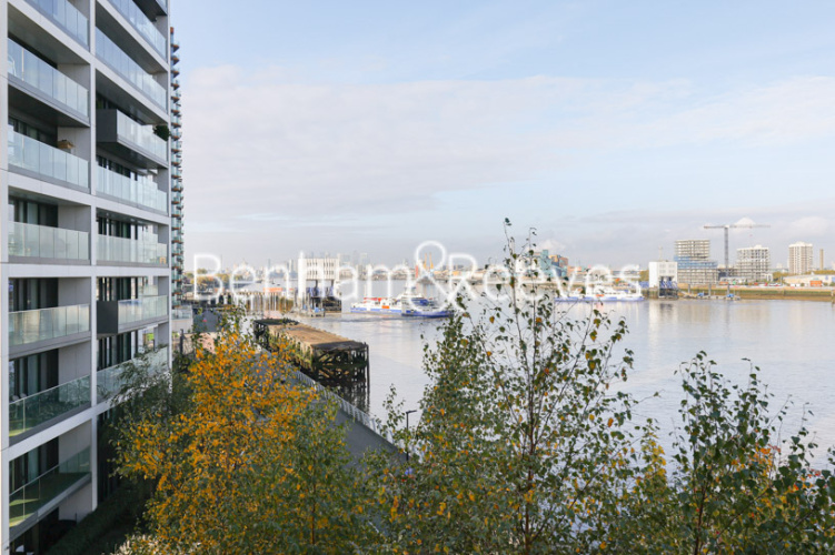 2  bedrooms flat to rent in Duke of Wellington Avenue, Royal Arsenal Riverside, SE18-image 10