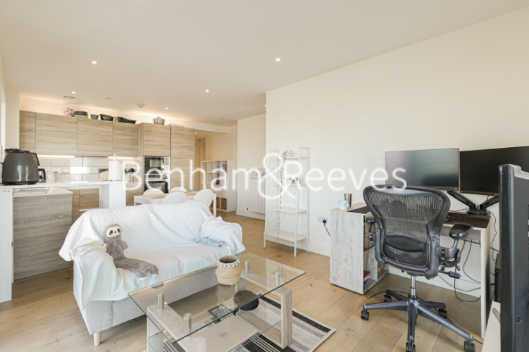 2  bedrooms flat to rent in Duke of Wellington Avenue, Royal Arsenal Riverside, SE18-image 11