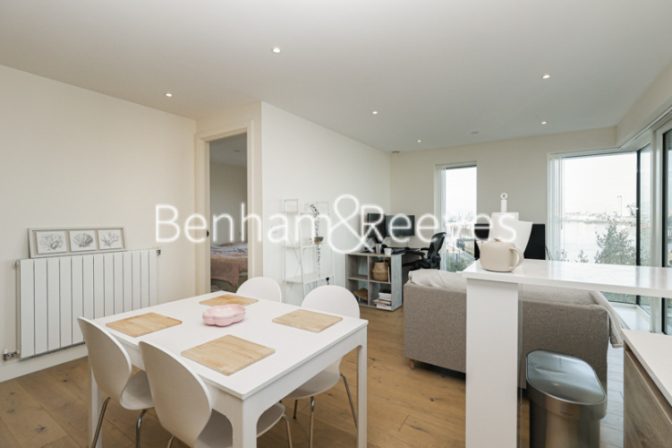 2  bedrooms flat to rent in Duke of Wellington Avenue, Royal Arsenal Riverside, SE18-image 19