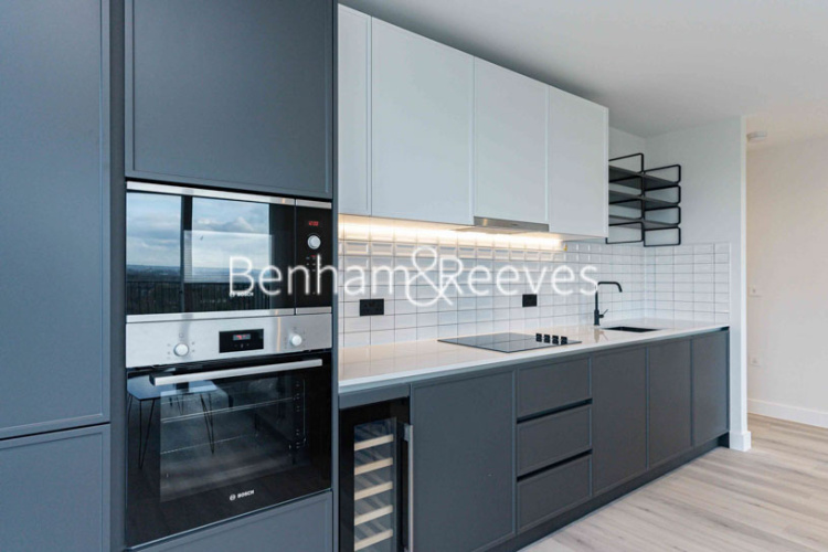 2  bedrooms flat to rent in Astel Road, Kidbrooke Village, SE3-image 2