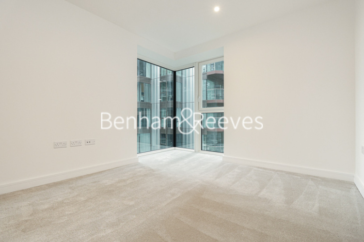 1  bedroom flat to rent in Brigadier Walk, Royal Arsenal Riverside, SE18-image 9