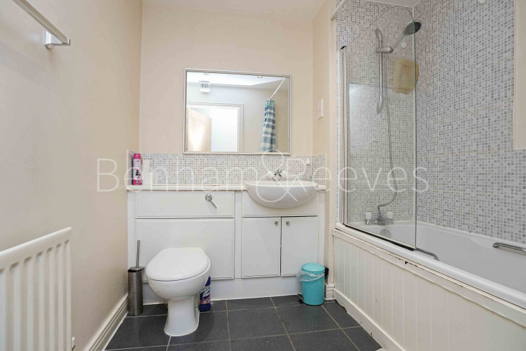 2  bedrooms flat to rent in Sark Towerk, Erebus Drive, SE28-image 20