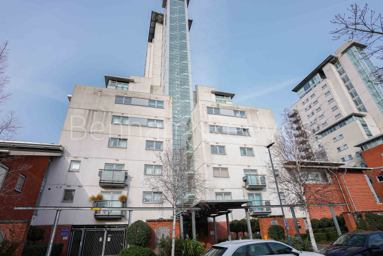 2  bedrooms flat to rent in Sark Towerk, Erebus Drive, SE28-image 23