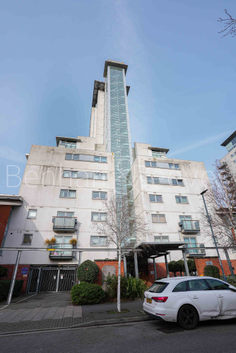 2  bedrooms flat to rent in Sark Towerk, Erebus Drive, SE28-image 24