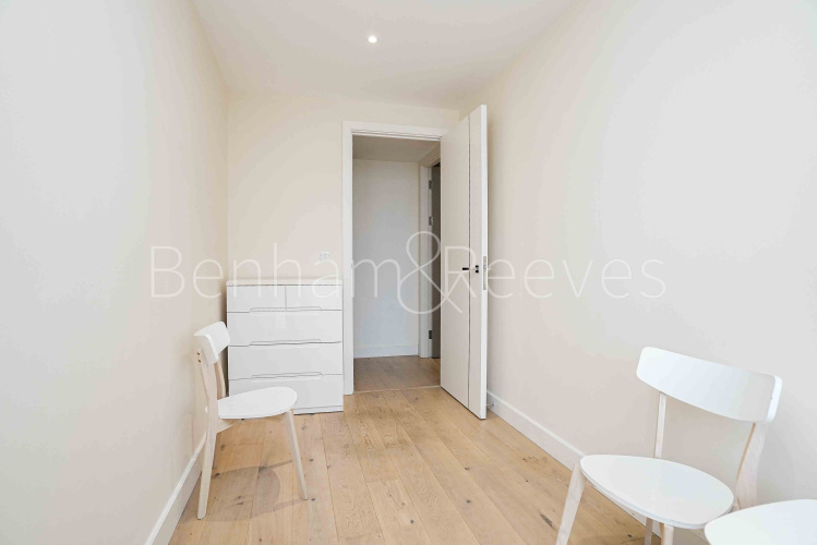 2  bedrooms flat to rent in Royal Arsenal Riverside, Duke of Wellington Avenue, SE18-image 12