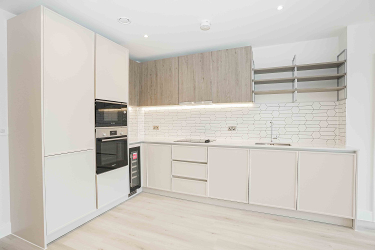 2  bedrooms flat to rent in Kidbrooke Village,Townsend Road, SE3-image 2