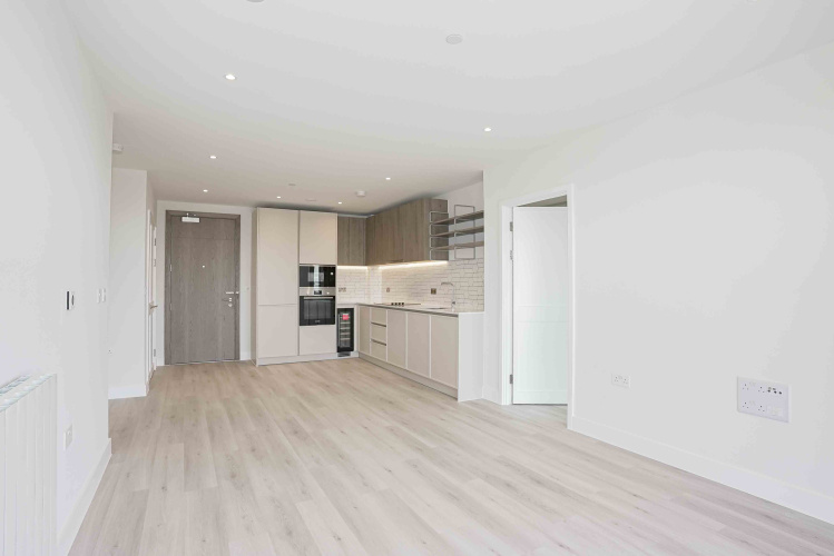 2  bedrooms flat to rent in Kidbrooke Village,Townsend Road, SE3-image 7