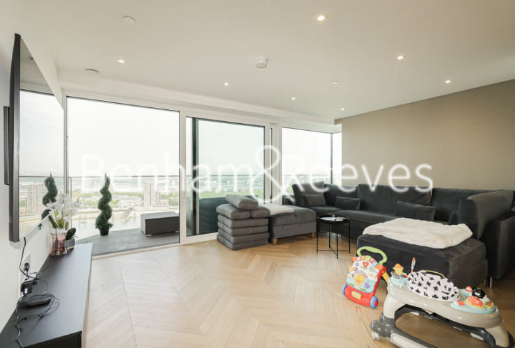 3  bedrooms flat to rent in Brigadier Walk, Royal Arsenal Riverside, SE18-image 6