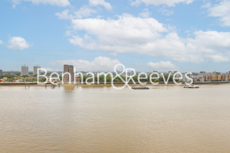 1  bedroom flat to rent in Brigadier Walk, Royal Arsenal Riverside, SE18-image 11