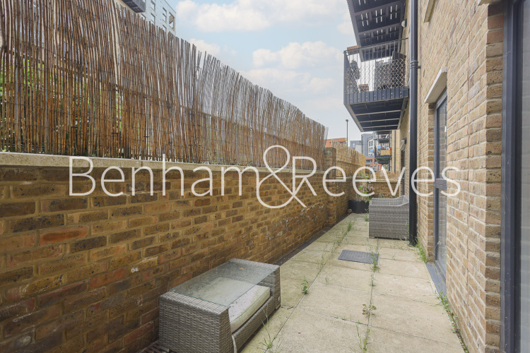 2  bedrooms flat to rent in Trinity Walk, Woolwich,  SE18-image 6