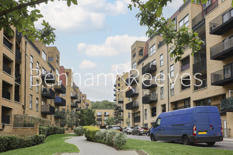 2  bedrooms flat to rent in Trinity Walk, Woolwich,  SE18-image 7