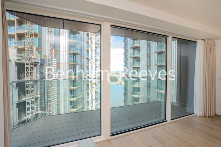 3  bedrooms flat to rent in Brigadier Walk, Royal Arsenal Riverside, SE18-image 17