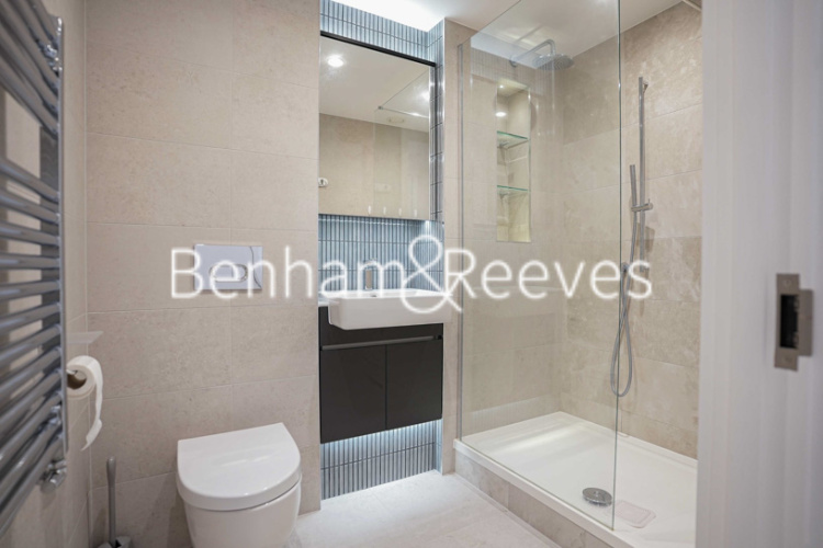 3  bedrooms flat to rent in Brigadier Walk, Royal Arsenal Riverside, SE18-image 25