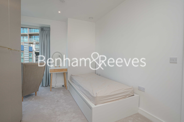 3  bedrooms flat to rent in Brigadier Walk, Royal Arsenal Riverside, SE18-image 28