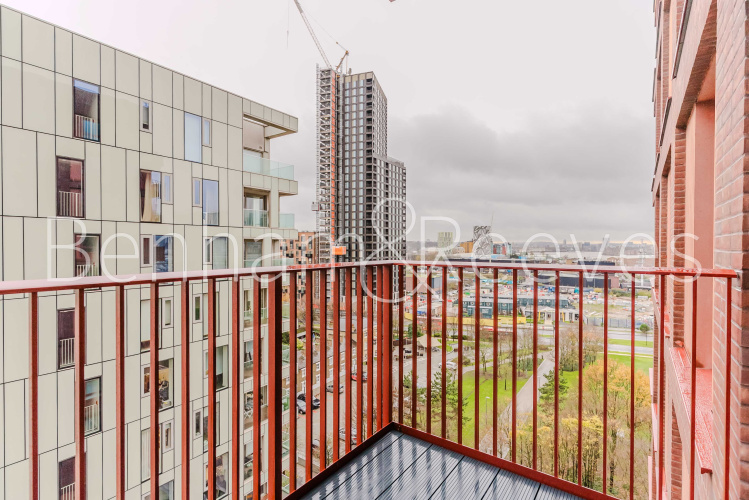 1  bedroom flat to rent in East Parkside, Greenwich Peninsula, SE10-image 5