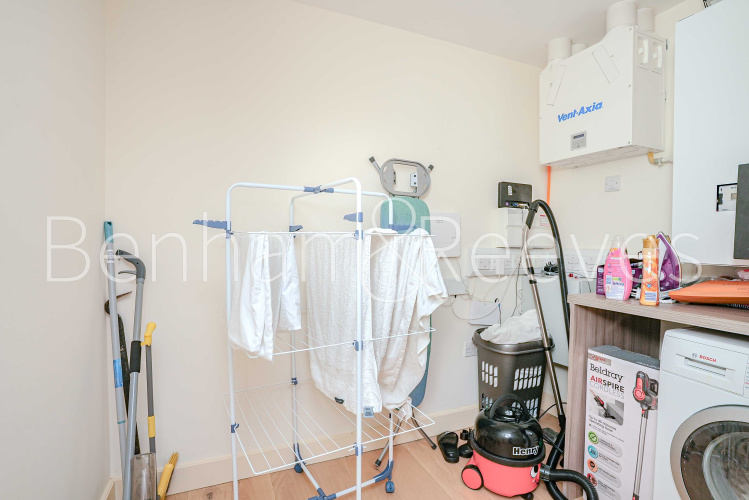 1  bedroom flat to rent in Biring House, Wellington, SE18-image 10