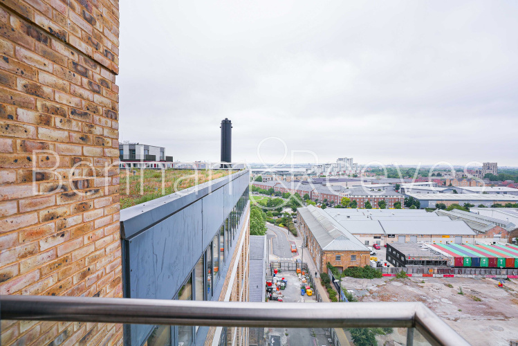 1  bedroom flat to rent in Duncombe House, Victory Parade, SE18-image 5