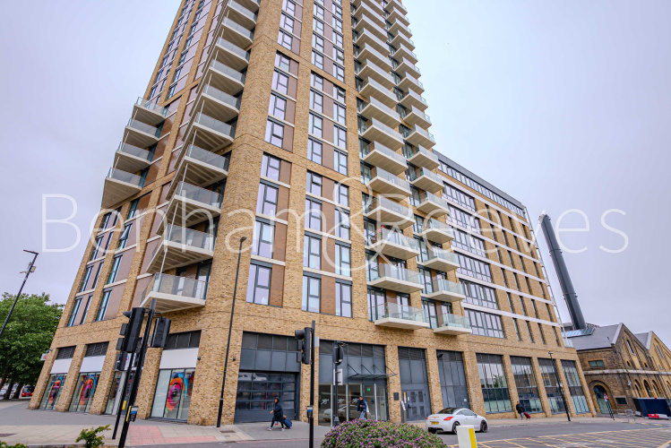 1  bedroom flat to rent in Duncombe House, Victory Parade, SE18-image 6