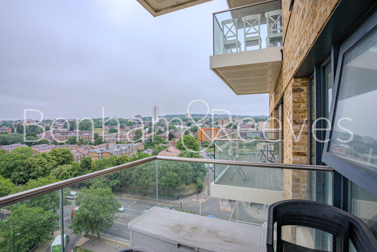 1  bedroom flat to rent in Duncombe House, Victory Parade, SE18-image 15
