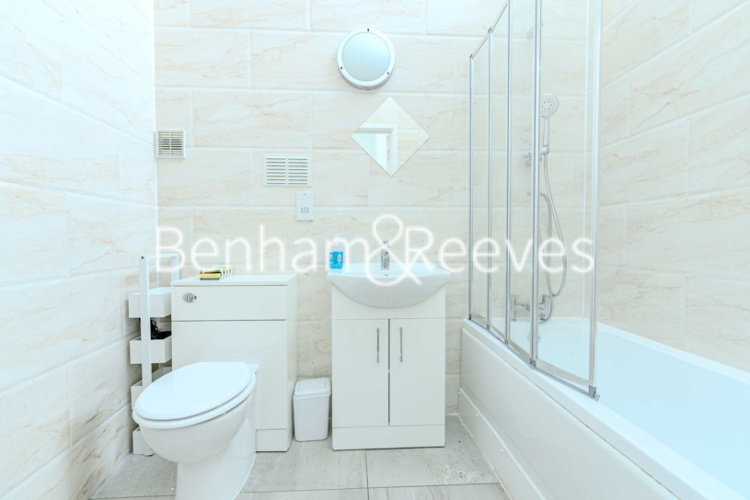 2  bedrooms flat to rent in Victoria Way, Charlton, SE7-image 4