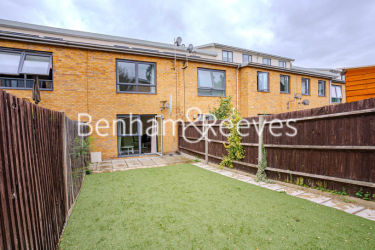 2  bedrooms flat to rent in Victoria Way, Charlton, SE7-image 11
