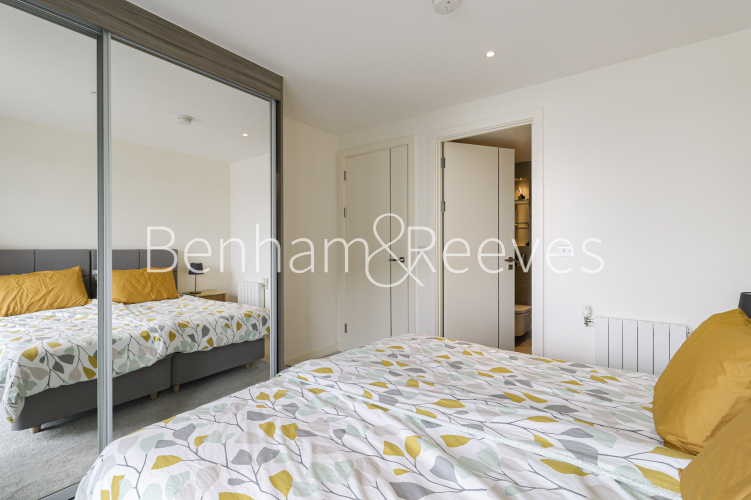 2  bedrooms flat to rent in Duke Wellington Avenue, Royal Arsenal Riverside, SE18-image 16