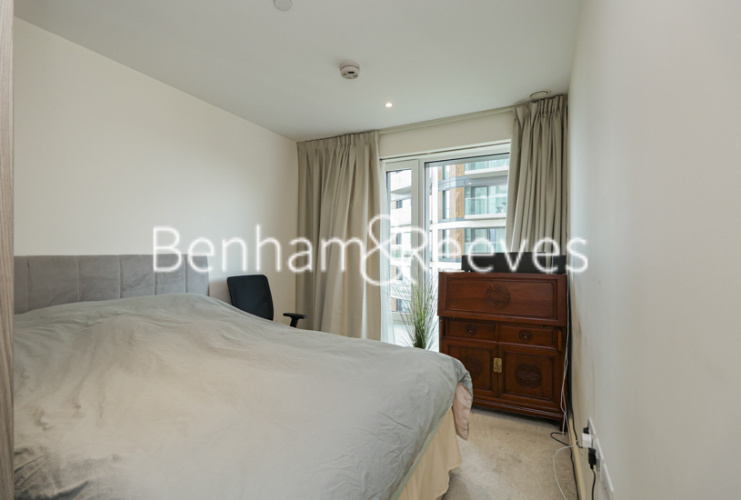 2  bedrooms flat to rent in Duke of Wellington Avenue, Woolwich,SE18-image 3