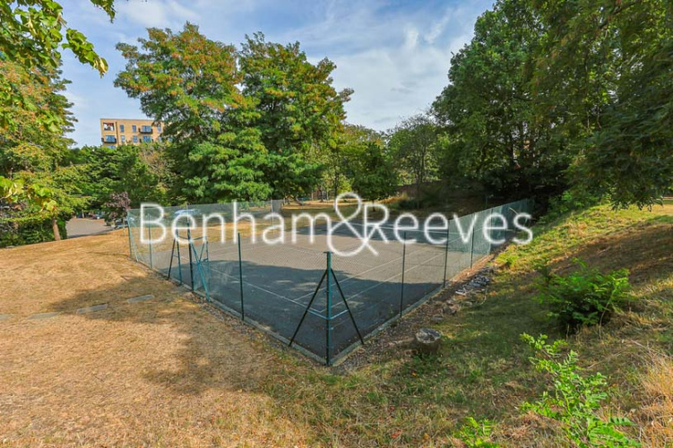 3  bedrooms flat to rent in Connaught Mews, Woolwich, SE18-image 11