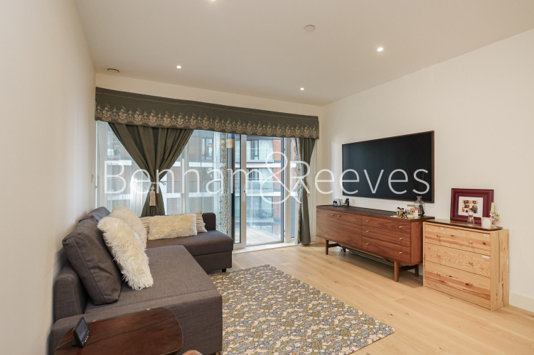 2  bedrooms flat to rent in Duke Wellington of Avenue, Royal Arsenal Riverside, SE18-image 1