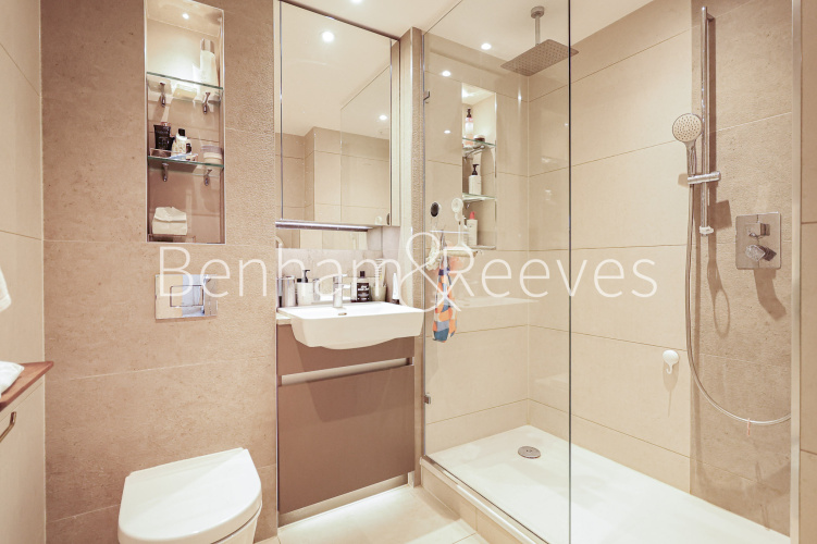 2  bedrooms flat to rent in Duke Wellington of Avenue, Royal Arsenal Riverside, SE18-image 4