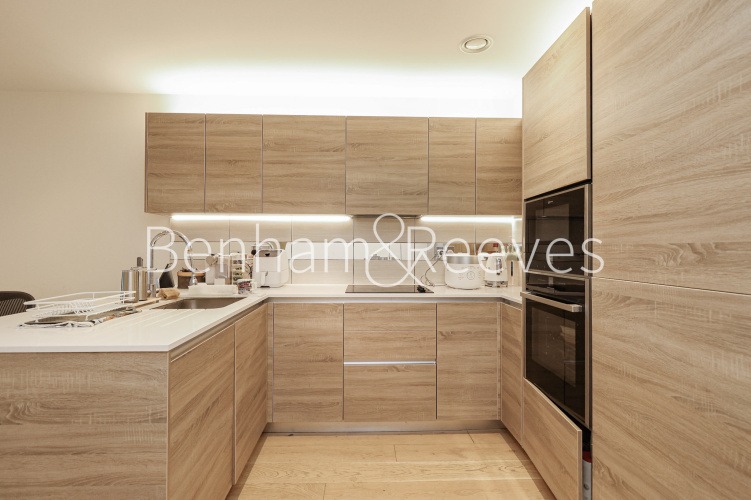 2  bedrooms flat to rent in Duke Wellington of Avenue, Royal Arsenal Riverside, SE18-image 8