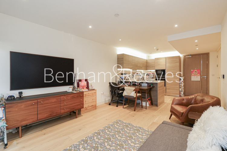 2  bedrooms flat to rent in Duke Wellington of Avenue, Royal Arsenal Riverside, SE18-image 11