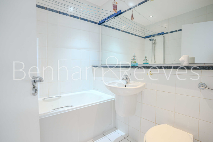 2  bedrooms flat to rent in Vista Building, Woolwich, SE18-image 4