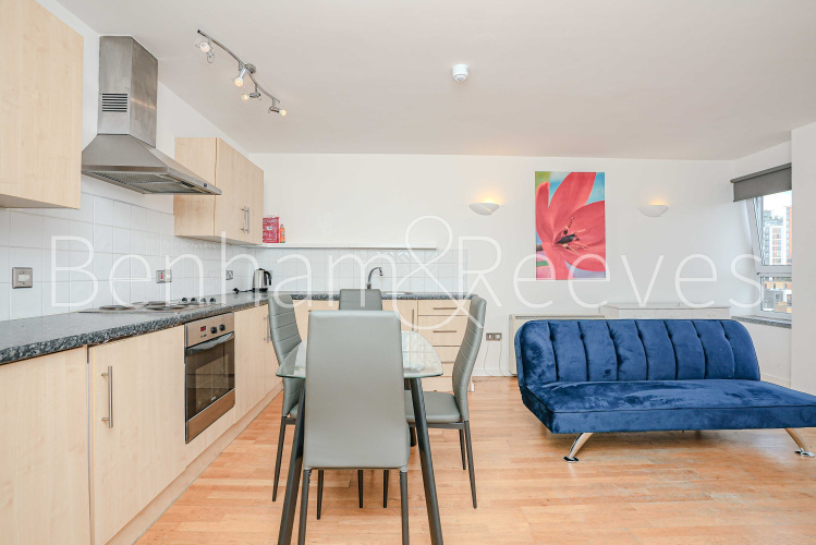2  bedrooms flat to rent in Vista Building, Woolwich, SE18-image 6