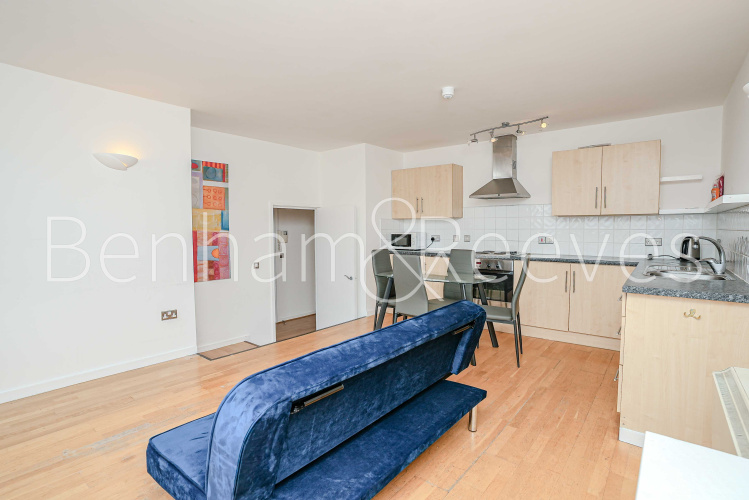 2  bedrooms flat to rent in Vista Building, Woolwich, SE18-image 11