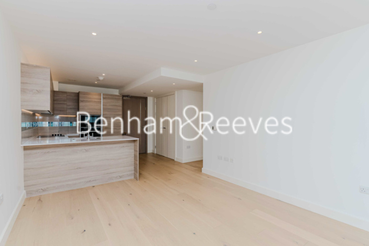 2  bedrooms flat to rent in Duke of Wellington Avenue, Royal Arsenal Riverside, SE18-image 2