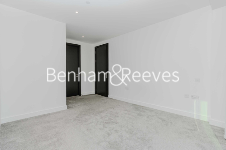 2  bedrooms flat to rent in Brigadier Walk, Royal Arsenal Riverside, SE18-image 10