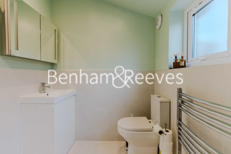 3  bedrooms house to rent in Wernbrook Street, Woolwich, SE18-image 4