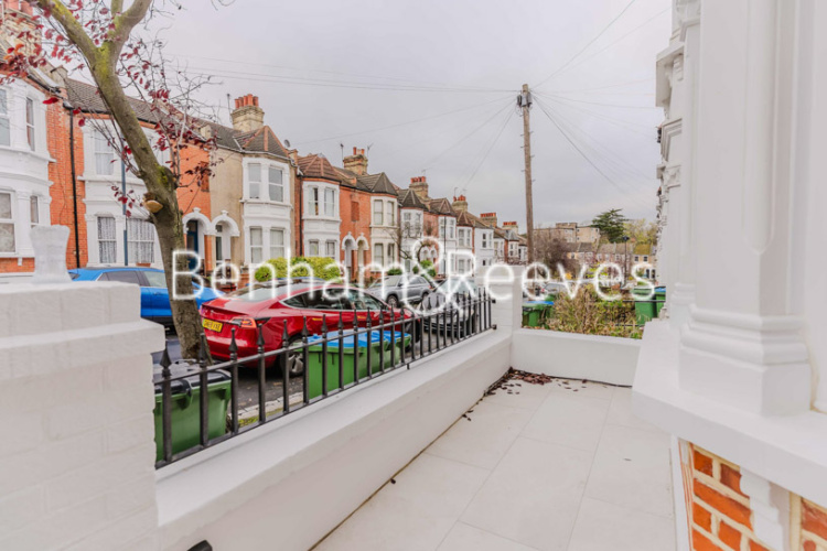 3  bedrooms house to rent in Wernbrook Street, Woolwich, SE18-image 5