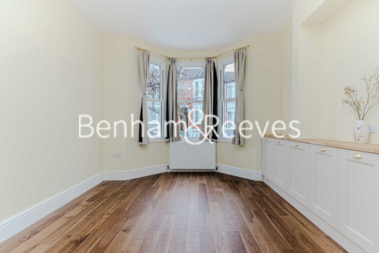 3  bedrooms house to rent in Wernbrook Street, Woolwich, SE18-image 13