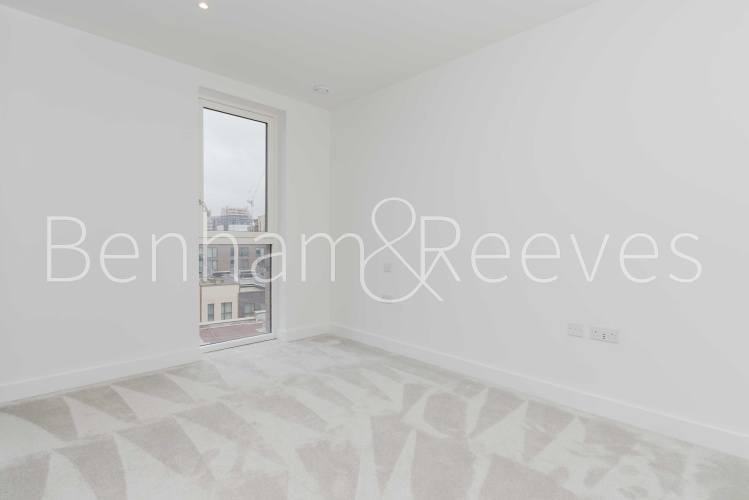 1  bedroom flat to rent in Moorehead Way, Kidbrooke Village, SE3-image 3