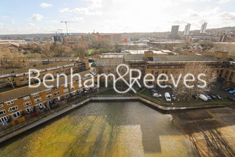 2  bedrooms flat to rent in Vousden Grove, Thamesmead, SE28-image 11