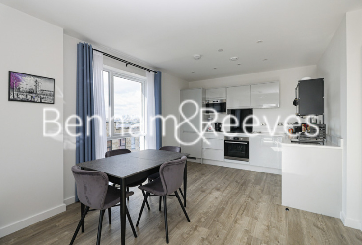 2  bedrooms flat to rent in Vousden Grove, Thamesmead, SE28-image 19