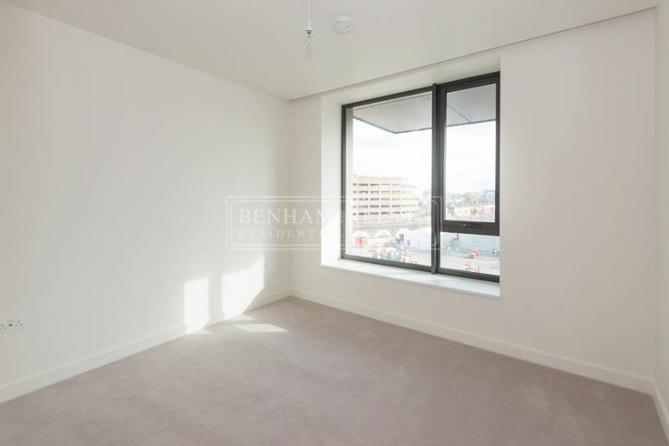 1  bedroom flat to rent in Television Centre, Wood Crescent, White City W12-image 5