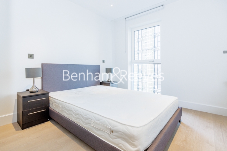1 bedroom flat to rent in Parkside Apartments, Cascade Way, W12-image 3