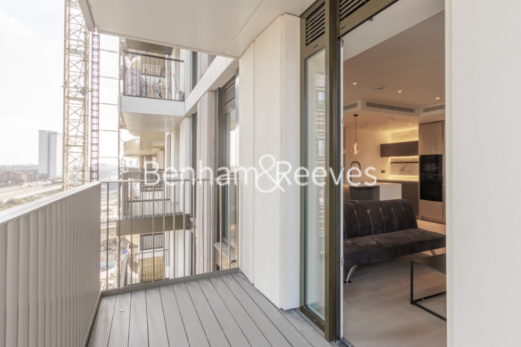 1 bedroom flat to rent in Parkside Apartments, Cascade Way, W12-image 4